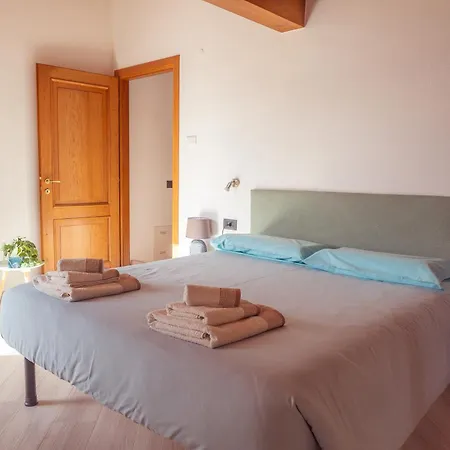 Larius - View - Free Parking * Mandello del Lario